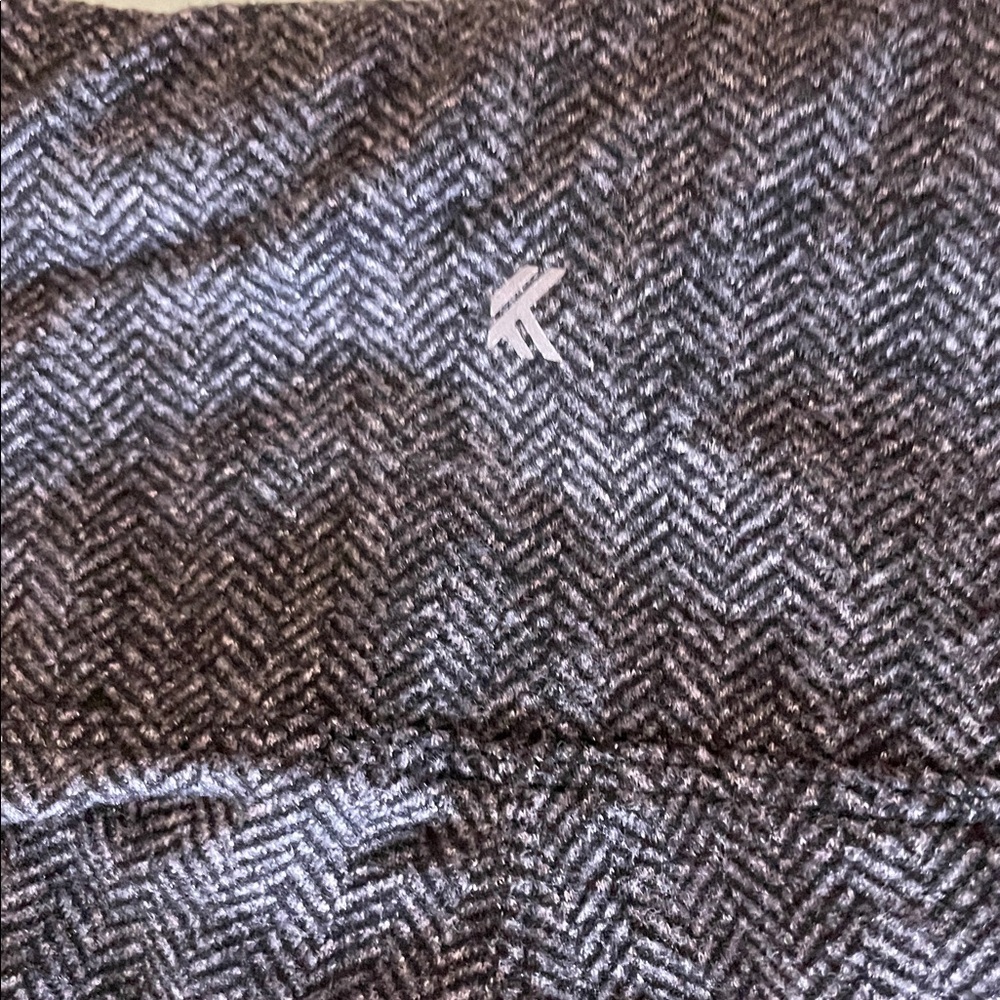 Kyodan Black and Gray Herringbone Leggings - Picture 11 of 11